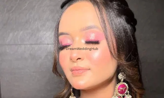 Annie Kakkar makeup artist